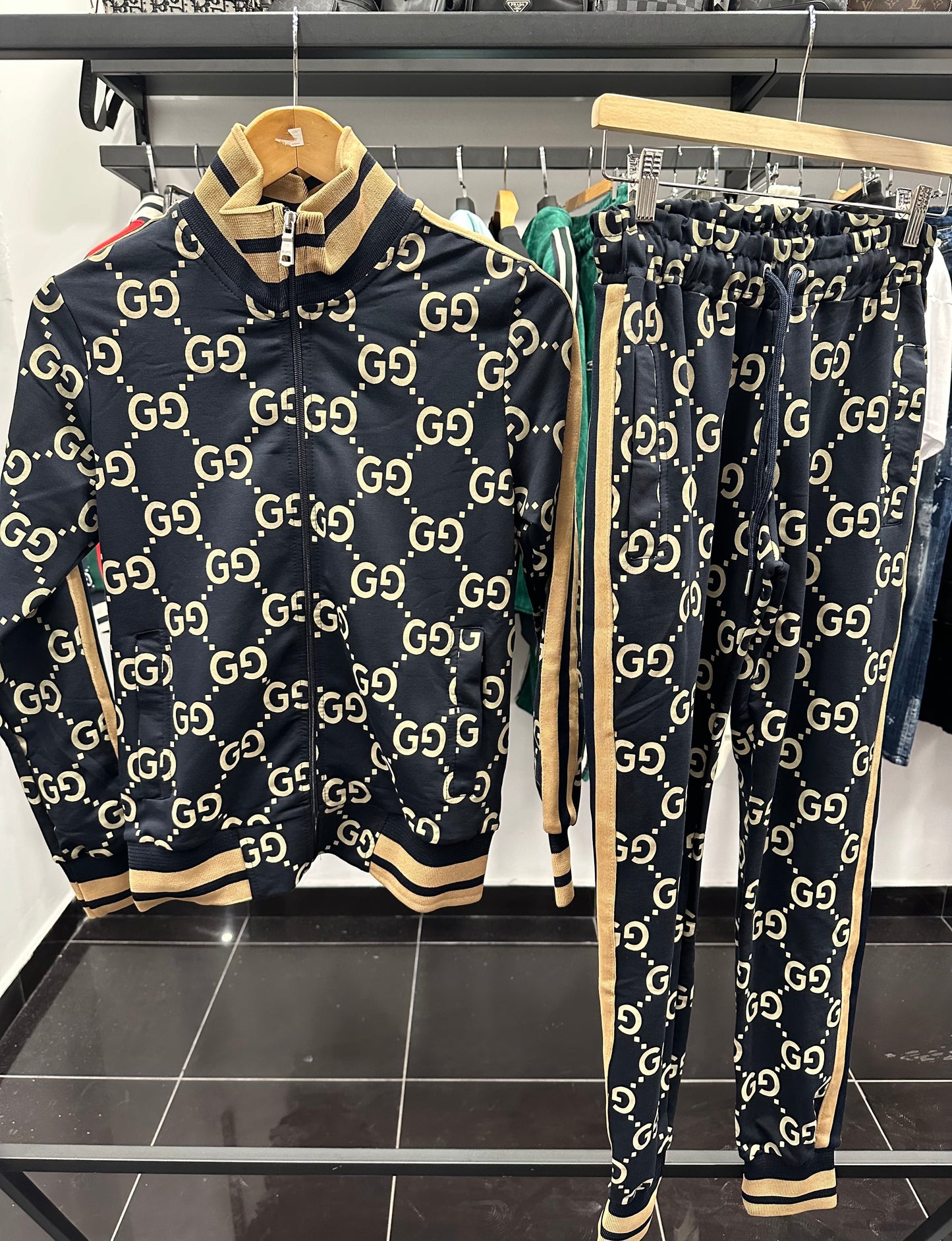 Gucci Σετ Φόρμες