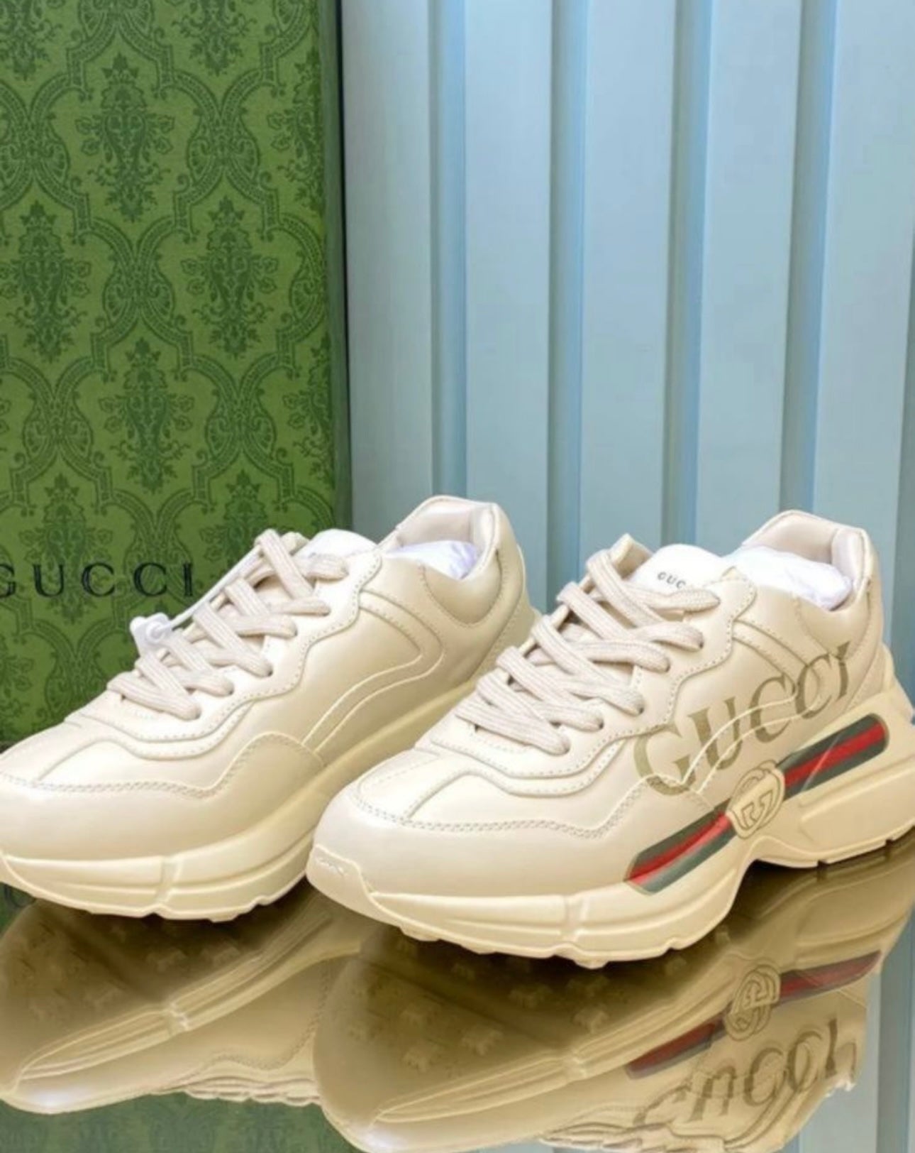 Gucci Sneakers
