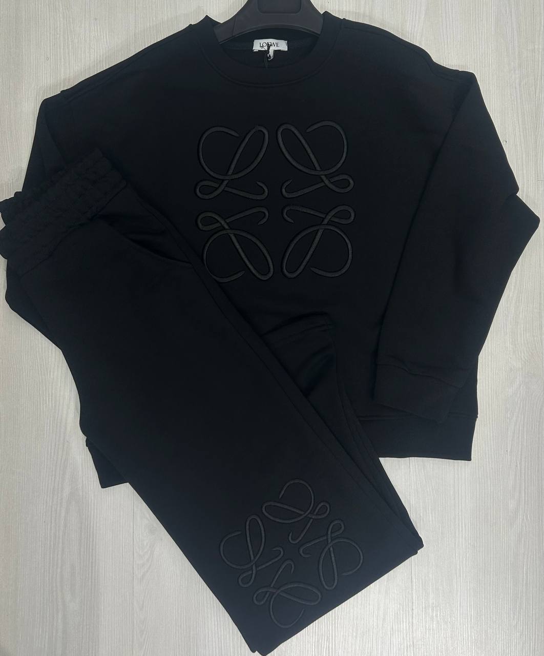 Loewe Σετ Φορμες