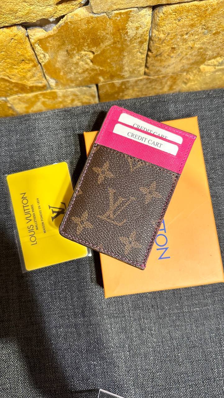 Louis Vuitton Cardholder Φούξια