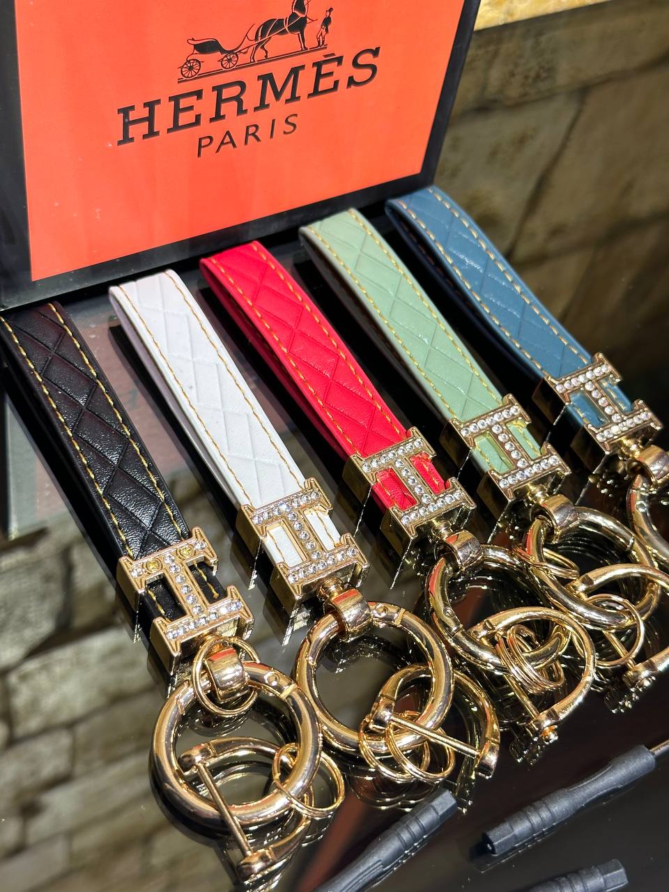 Hermes Μπρελόκ Άσπρο