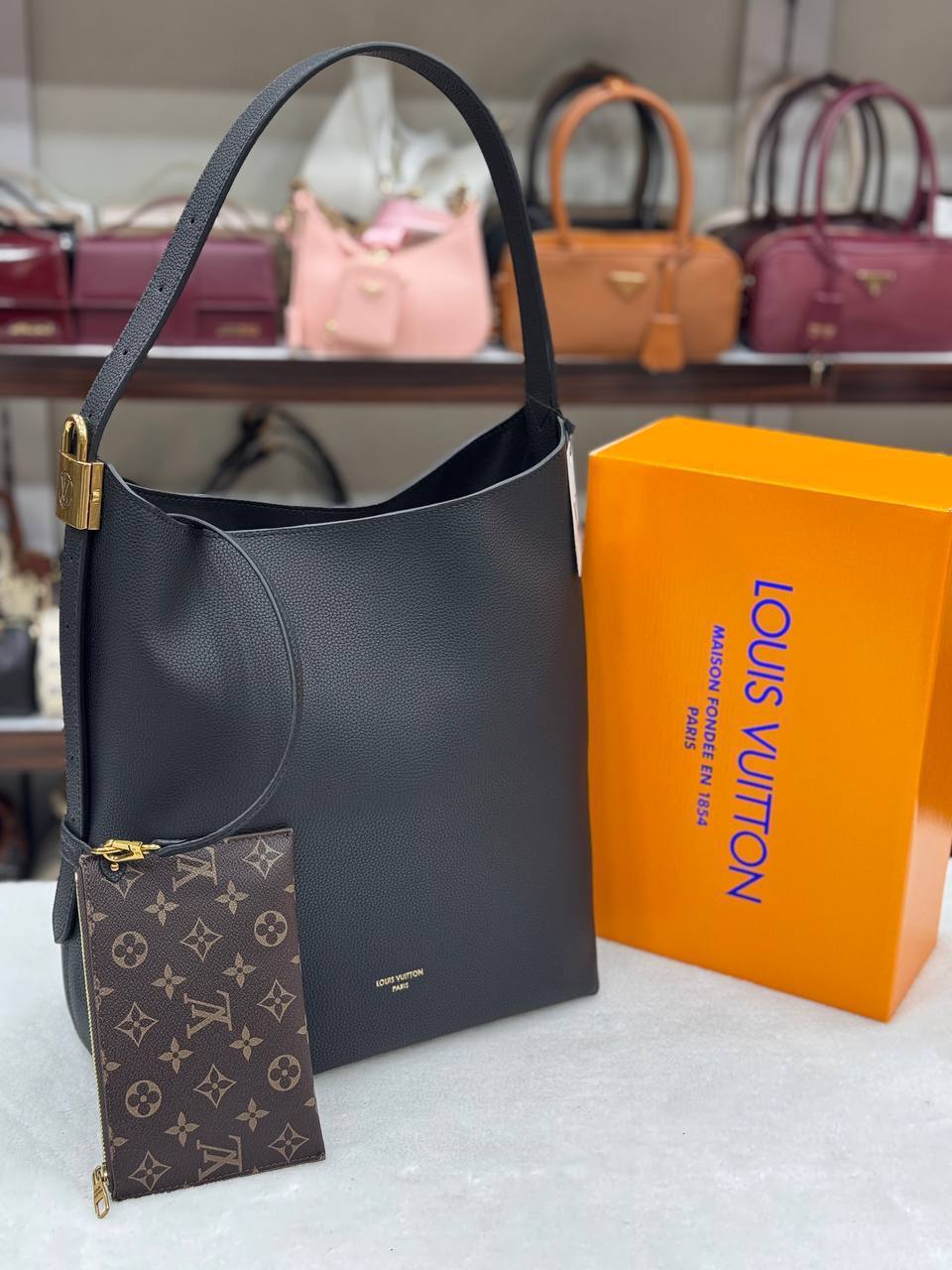 Louis Vuitton Low Key Black