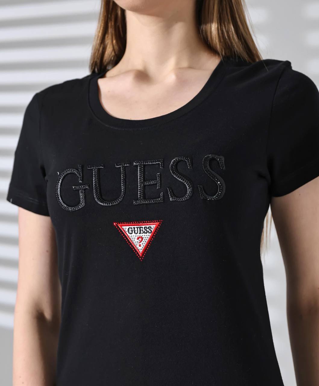 Guess Μπλουζάκι Μαύρο