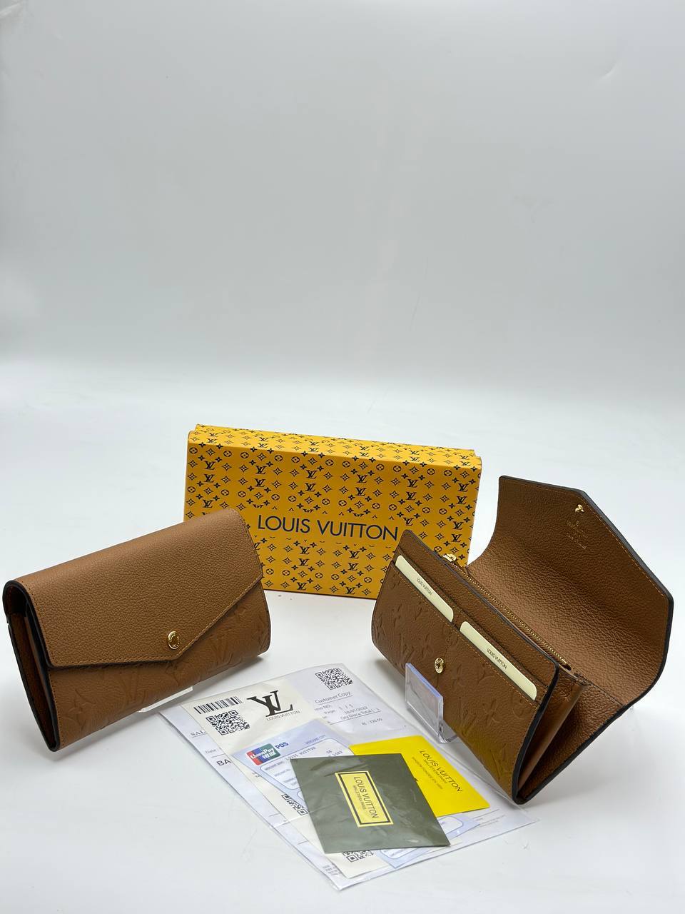 Louis Vuitton Καφέ