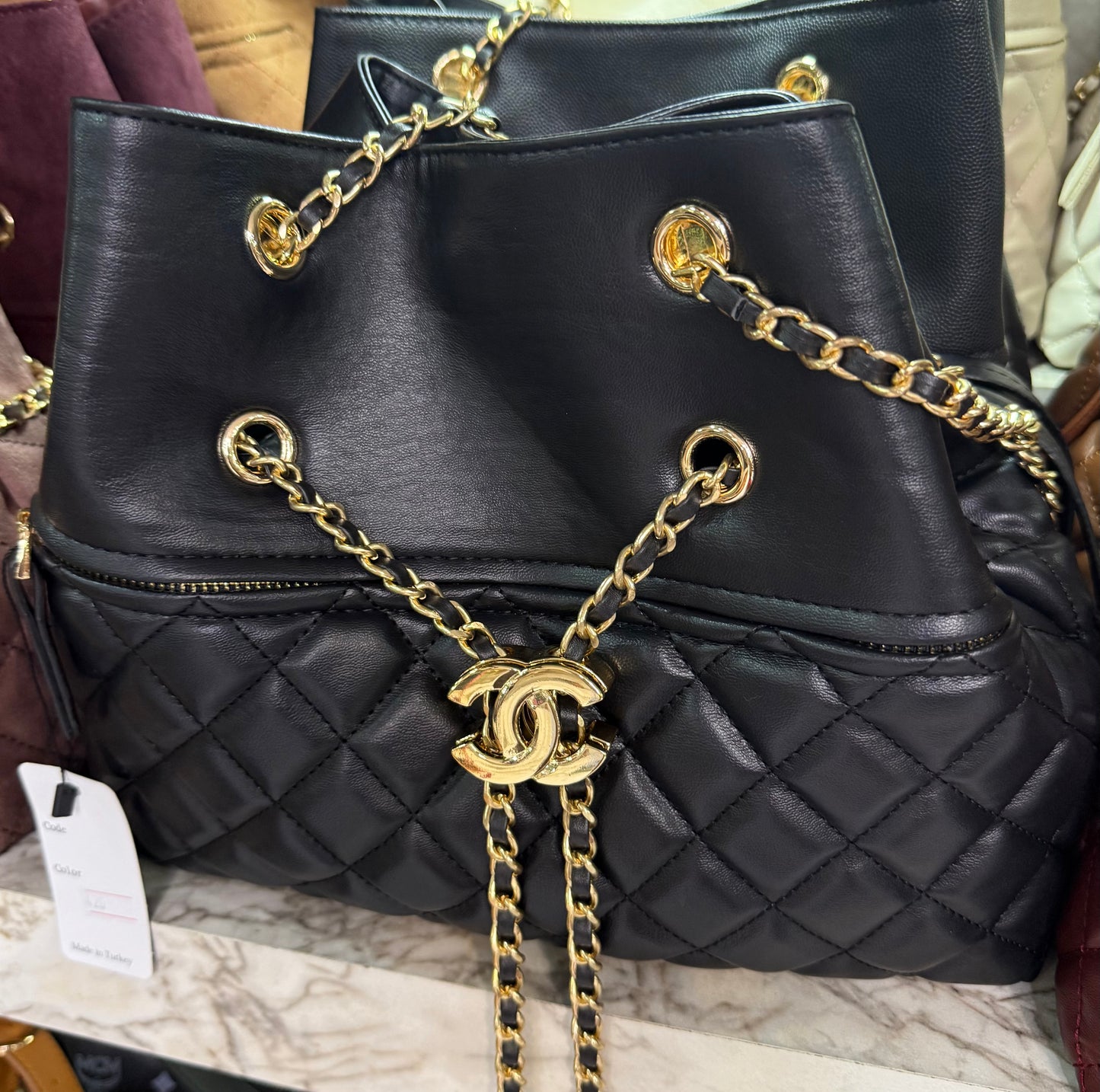 Πουγκί Μαύρο