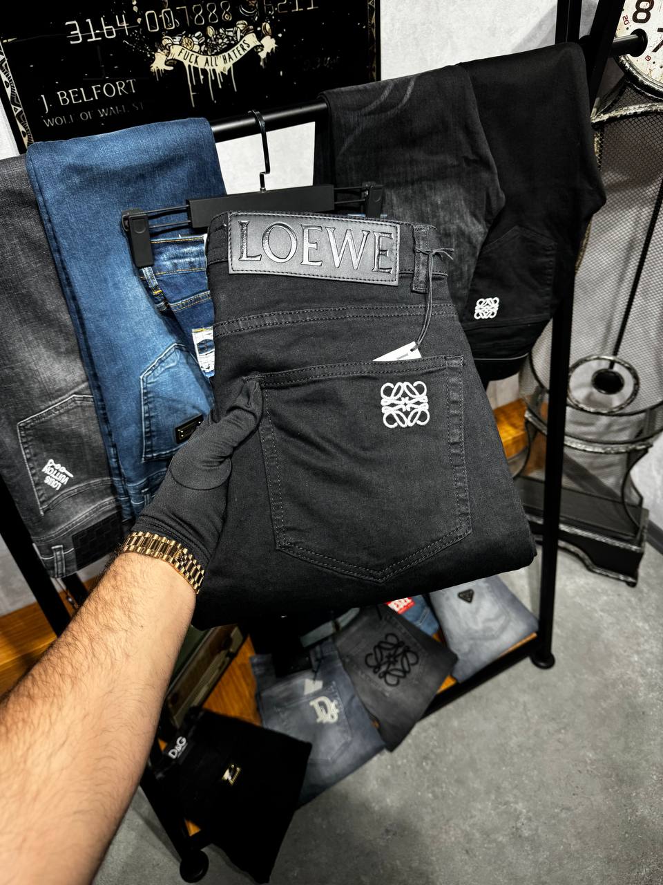 Lowe Μαύρο