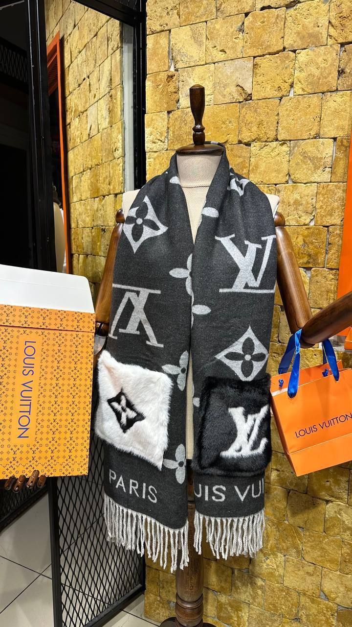 Louis Vuitton Scarf