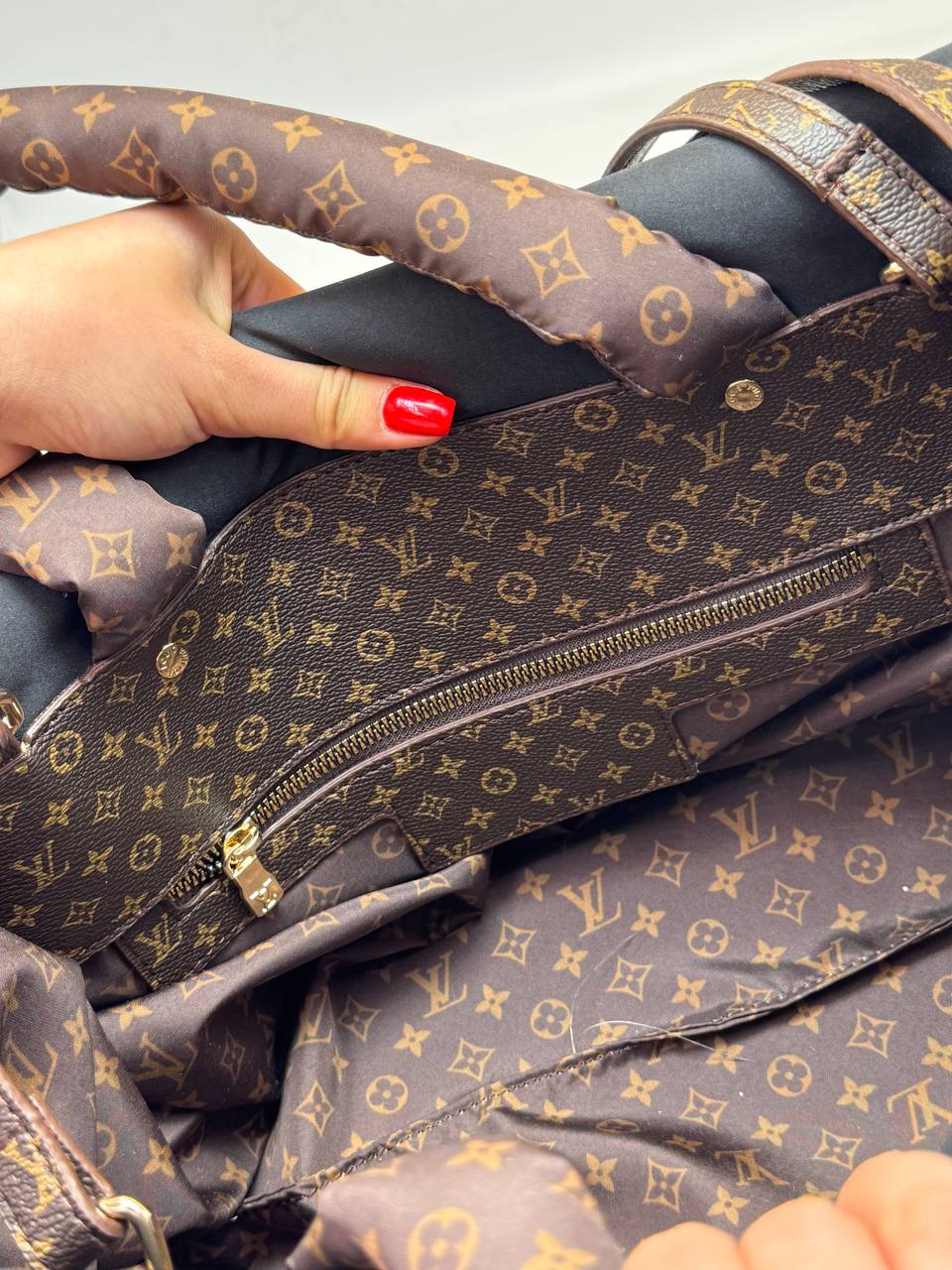 Louis Vuitton Puffy