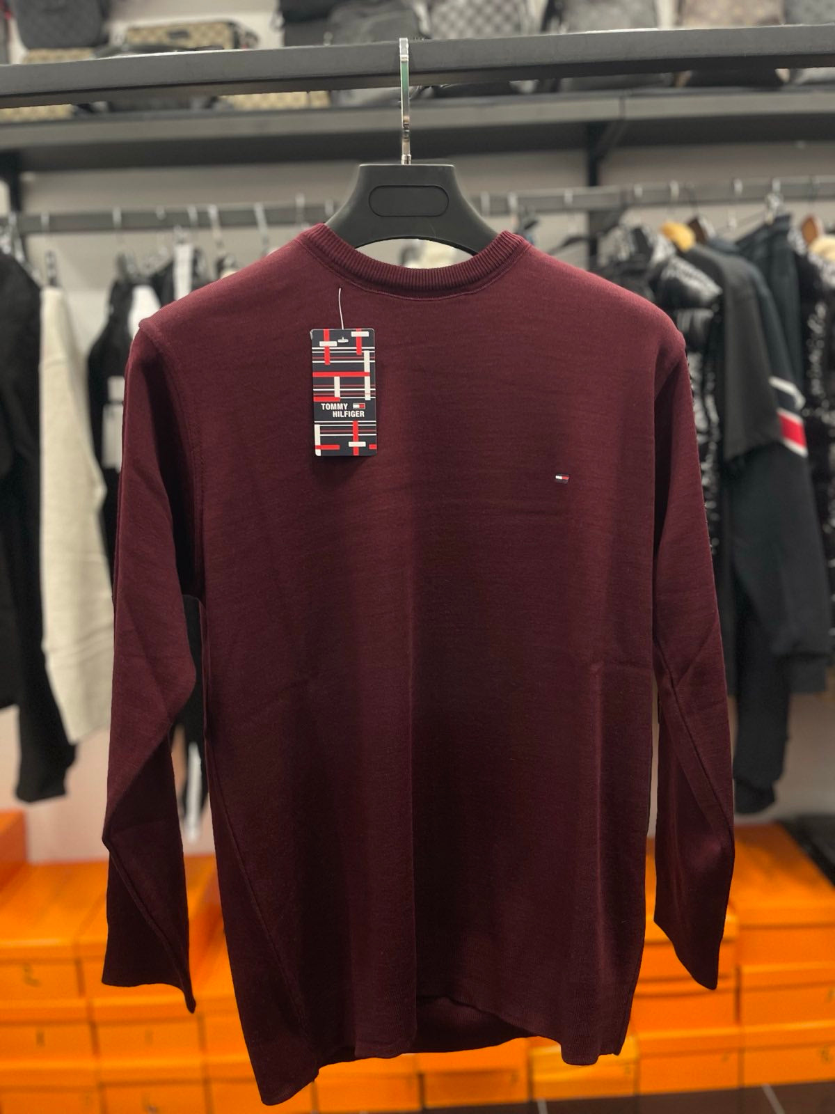 Tommy Hilfiger