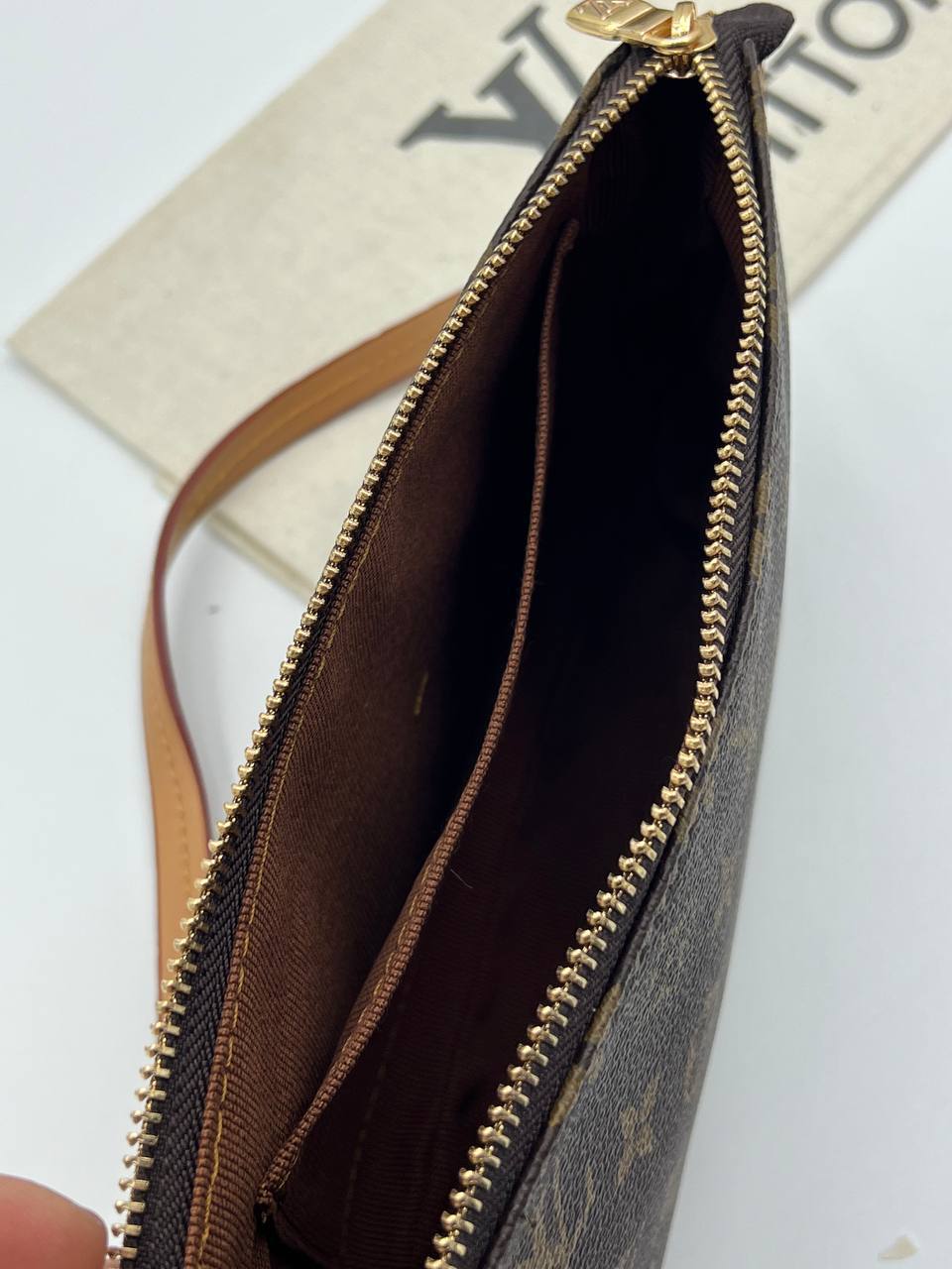 Louis Vuitton Pochette Monogram