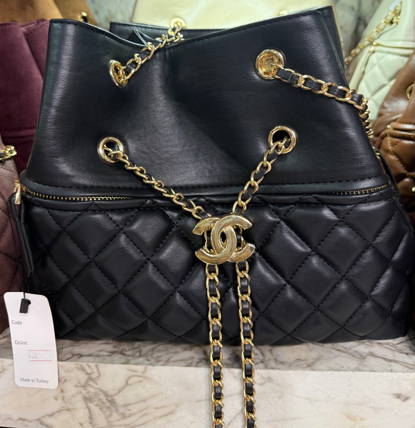 Πουγκί Μαύρο