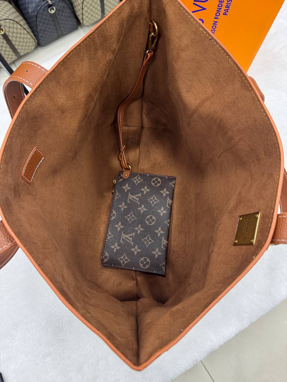 Louis Vuitton Low Key Hobo