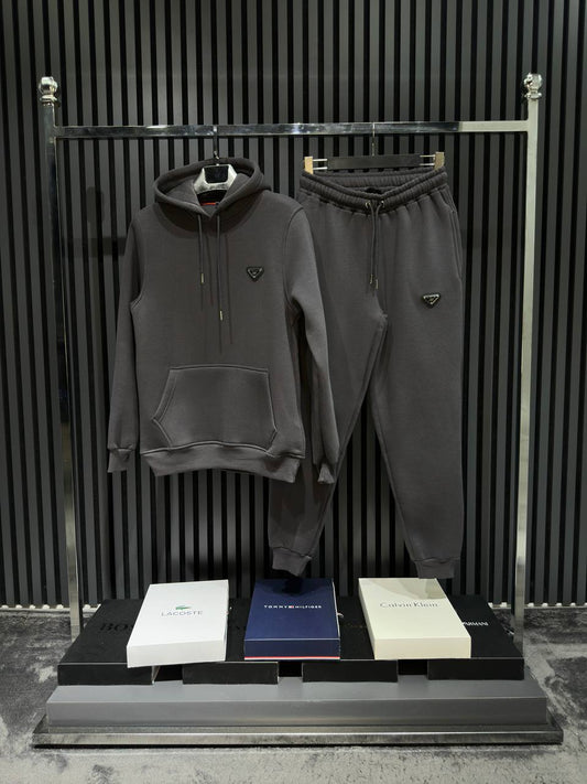 Prada Σετ Φόρμες