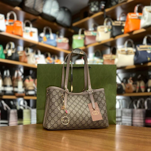 Gucci Beige