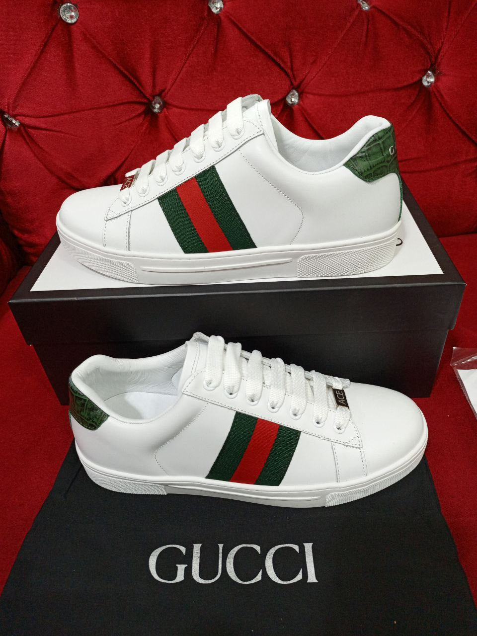 Sneakers White