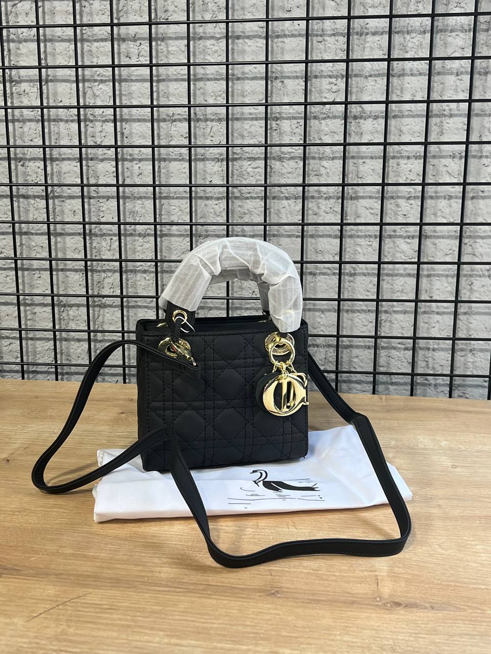 Dior Μαύρη