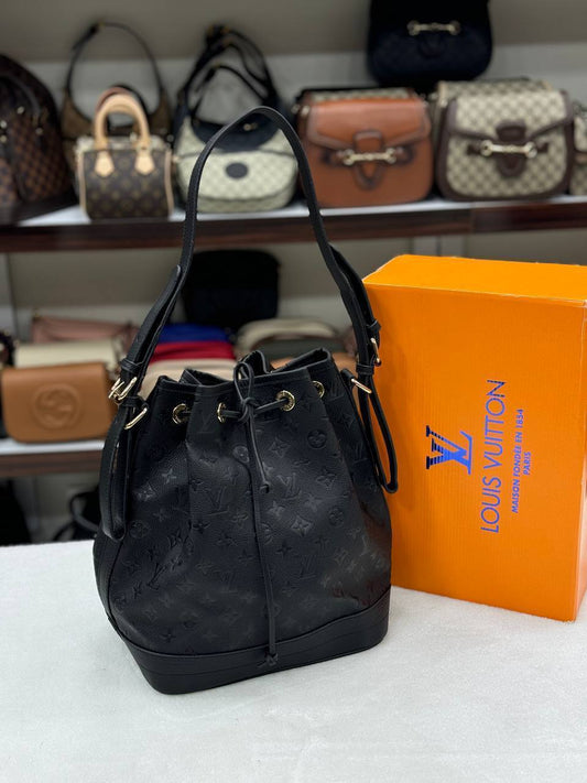 Louis Vuitton Noe Black