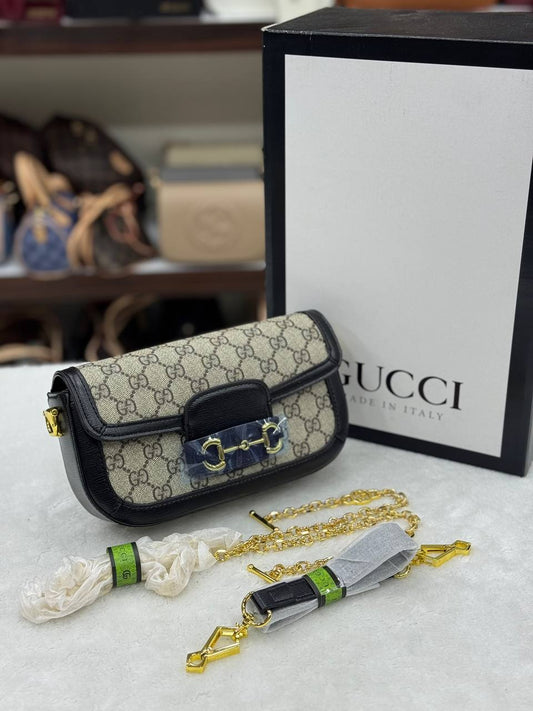 Gucci Horsebit Shoulder Bag Black