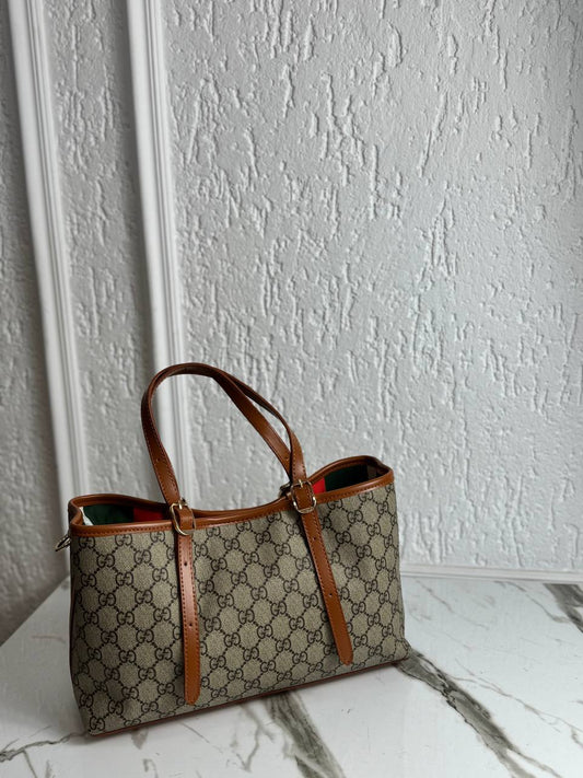 Gucci Black